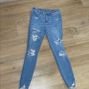 American Eagle Outfitters Women's Light Blue Ripped Skinny Jeans